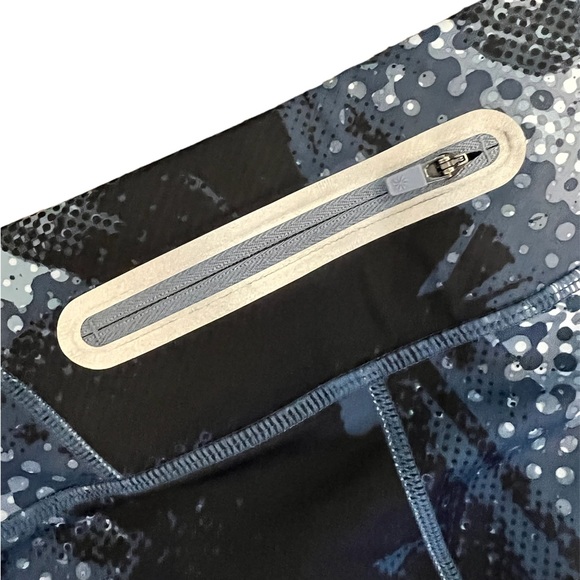 Athleta, Women’s XS, Chaturanga Crop Leggings - Picture 5 of 8